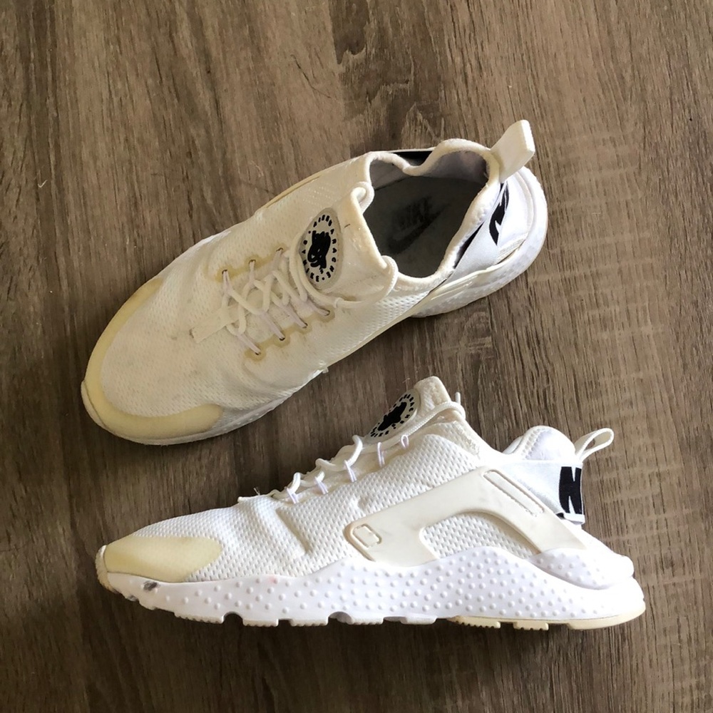 Nike Huarache running shoes